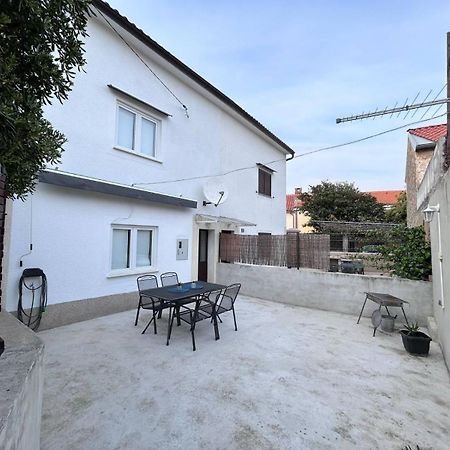 Holiday Home Omisalj Exterior photo